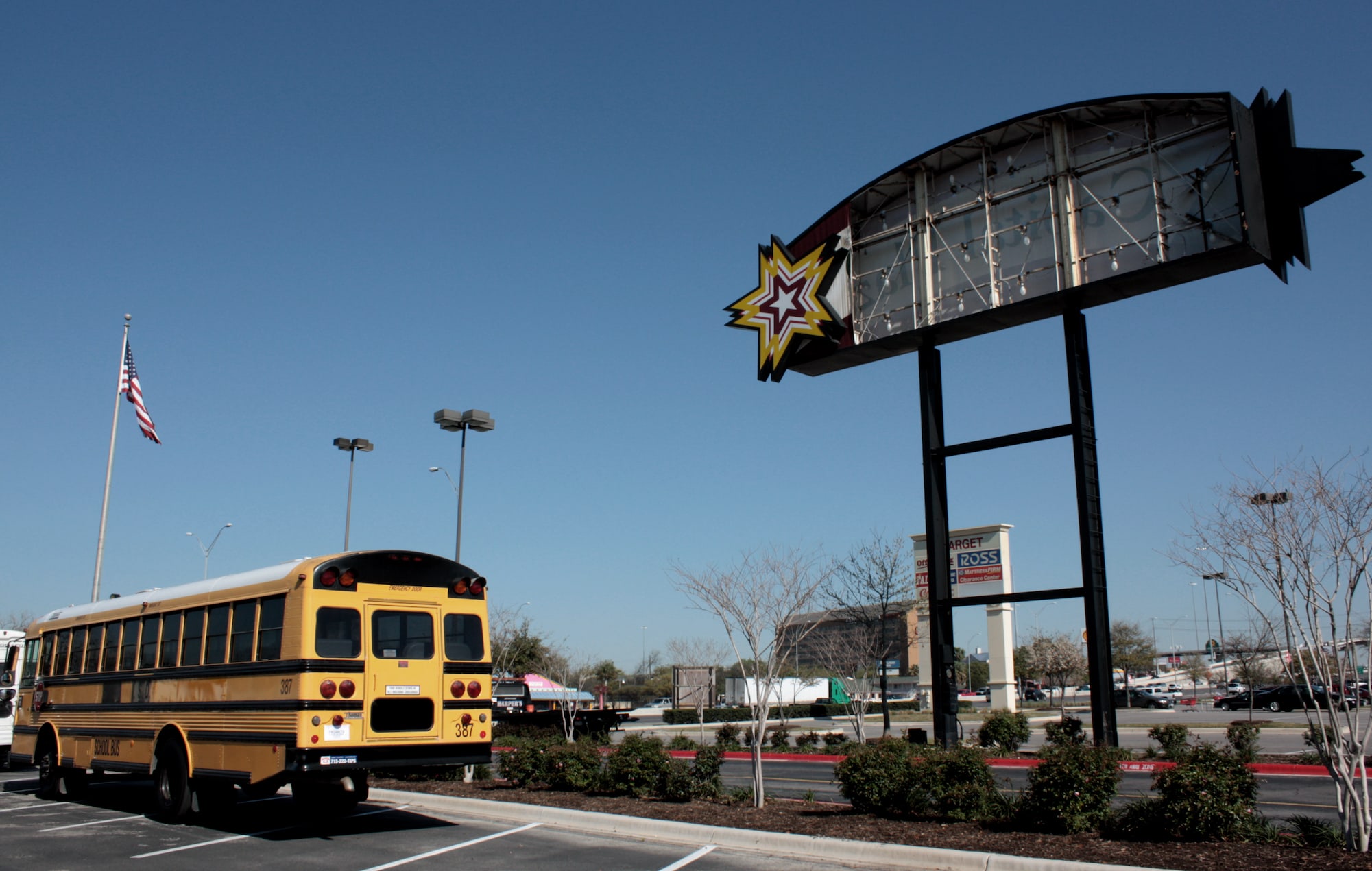 stars--stripes-school-bus-mall-sign_3372616555_o.jpg