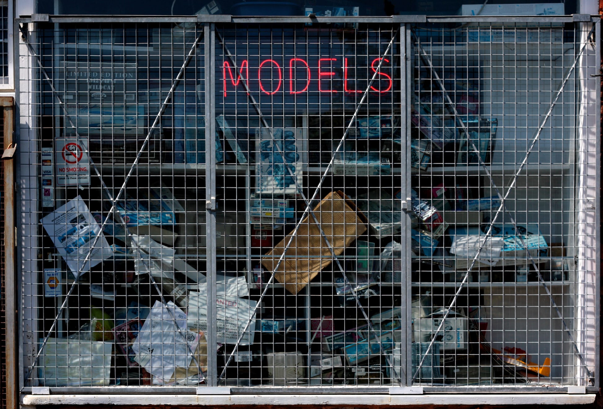 the-unfortunate-decline-of-the-model-shop-in-todays-competitive-retail-landscape_4716557425_o.jpg